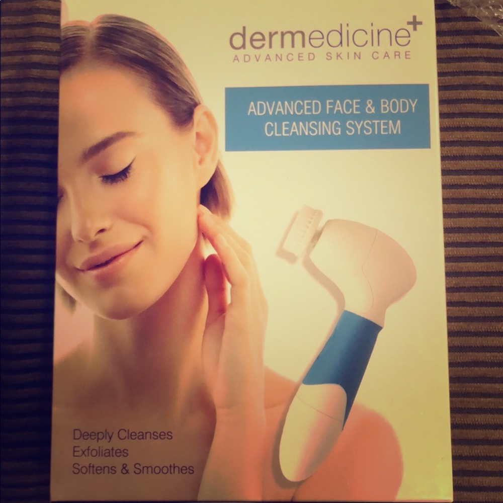 55% OFF NEW dermedicine Advanced Cleansing System
